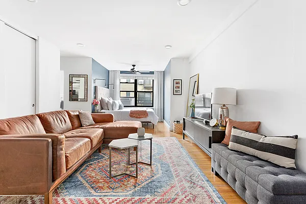 Sold by Compass | media 1