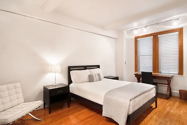 Rented by WAM Partners - William Moses Co. | media 9