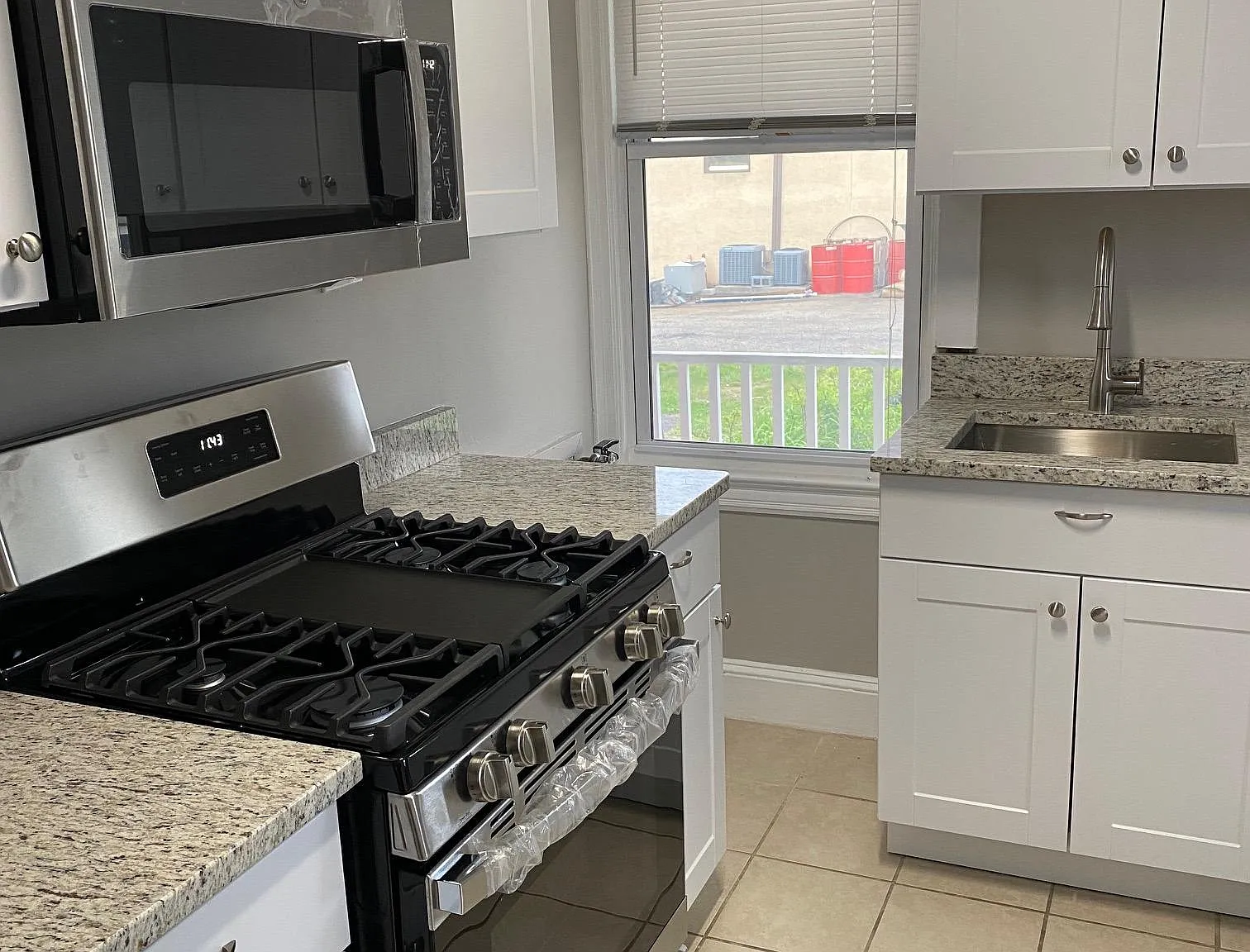 1 bed, 700 sqft, $1,175 — Photo 1