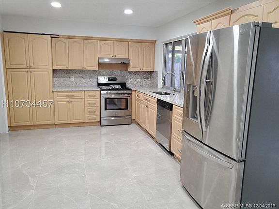 2nd image of 11540 NW 34th Pl