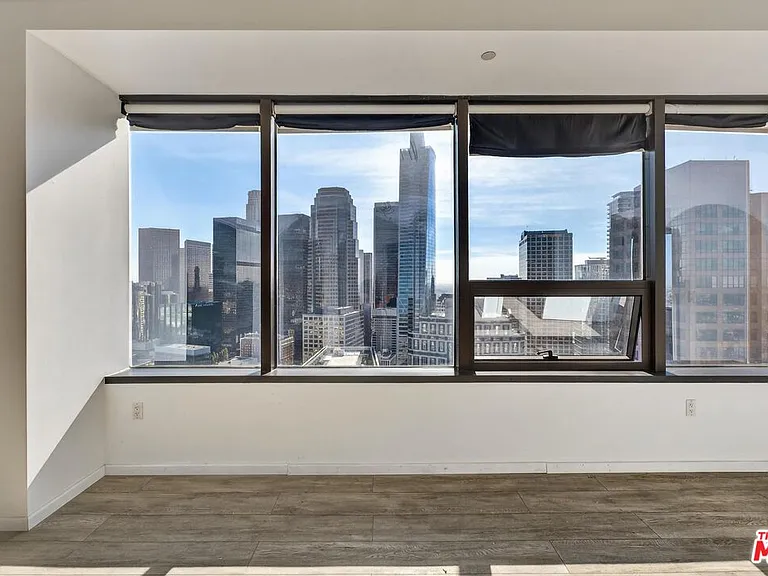 1100 Wilshire Blvd #2811 — Photo 7