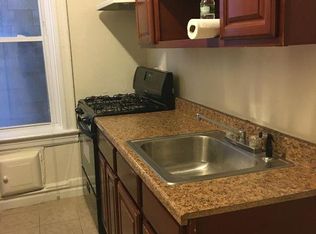 979 Summit Ave, Jersey City, NJ 07307