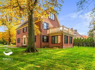 61 Deepdene Rd, Forest Hills, NY 11375