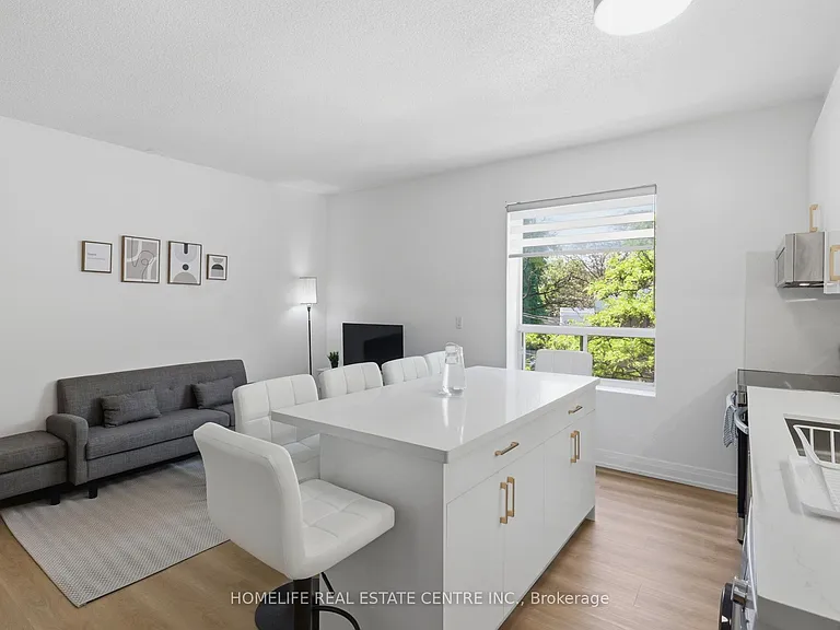 223 Jameson Ave #201 — Photo 1