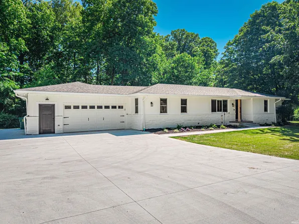 6410 Six School Rd, Evansville, IN 47720