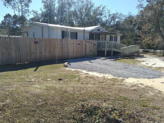 3rd image of 3047 Ferris Dr