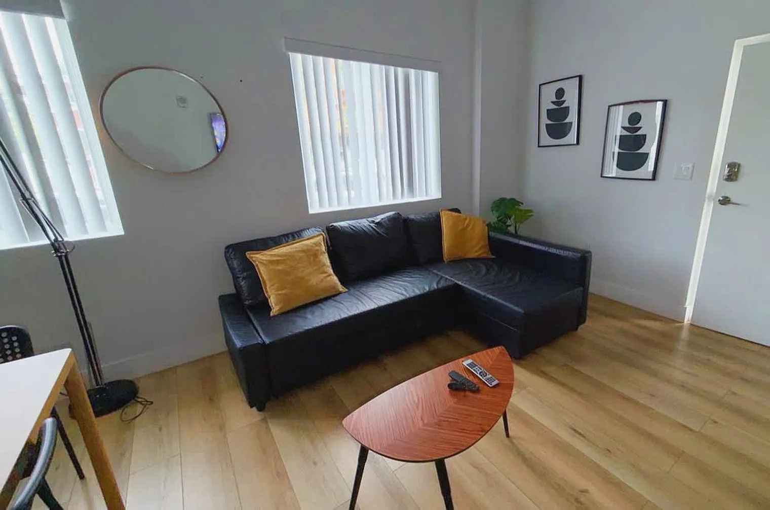 1 bed, 1.0 bath, 592 sqft, $2,181 — Photo 2