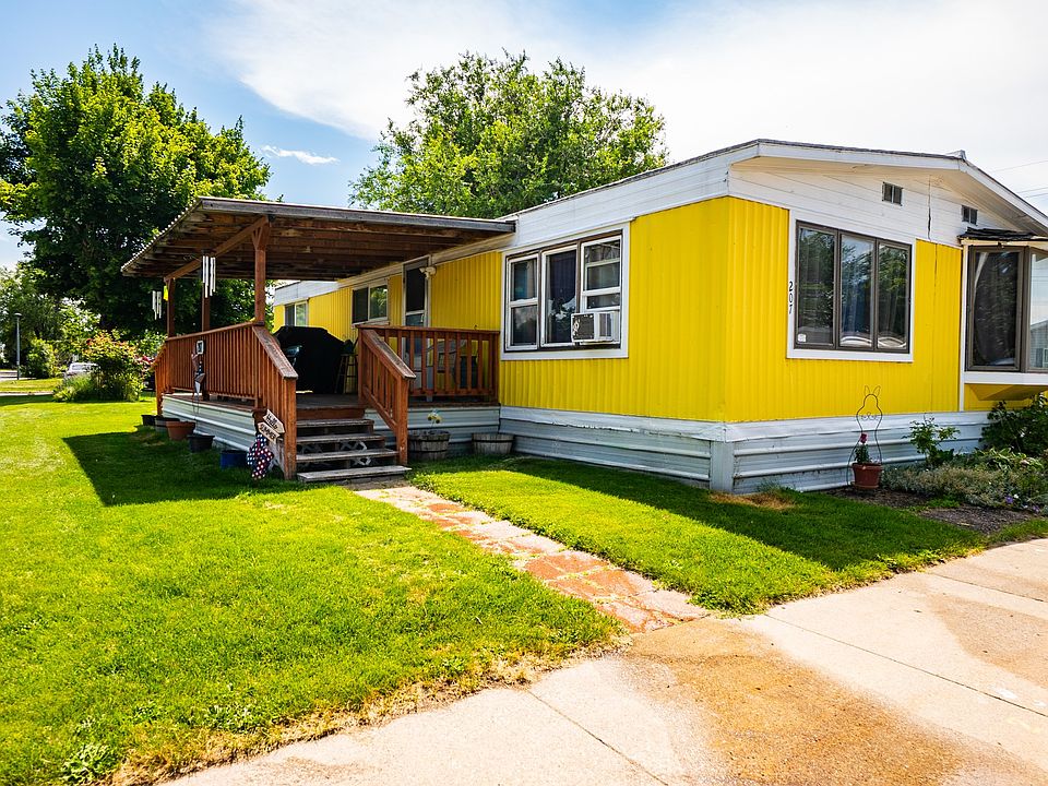 1st image of 207 N Travois