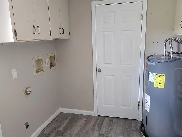 317 Oak Dr — Photo 7
