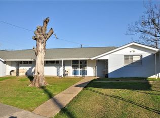 8020 Macon St, Metairie, LA 70003