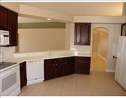 4th image of 5221 Abbey Park Ave