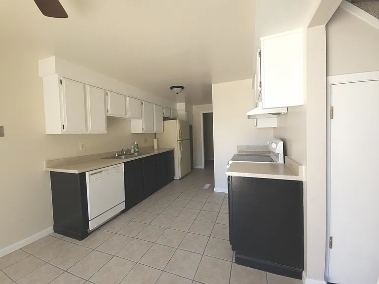 63 Condor Cir — Photo 10
