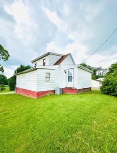 826 MEADOW DR, New Martinsville, WV, 26155
