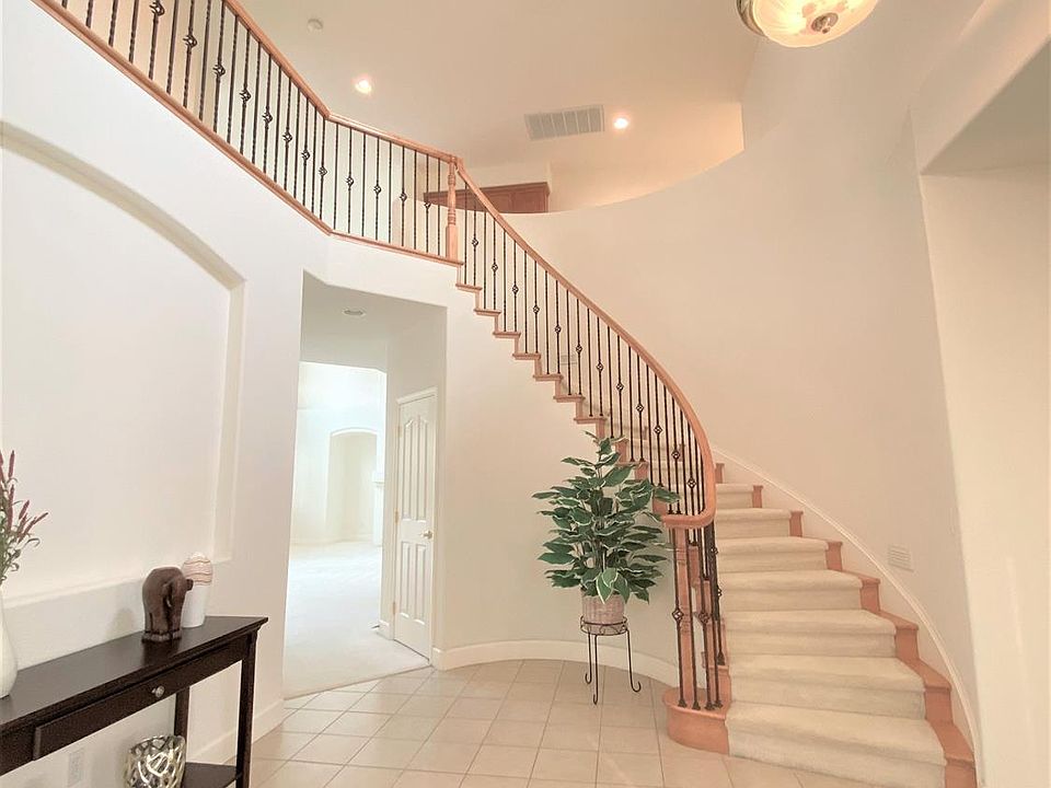 2nd image of 9724 Country Falls Ln