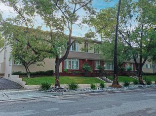 1900 Huntington Dr #B, South Pasadena, CA 91030