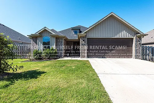 347 W Tyler Rd Photo 1
