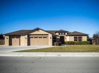 174 Rosebud Ave, Hollister, CA