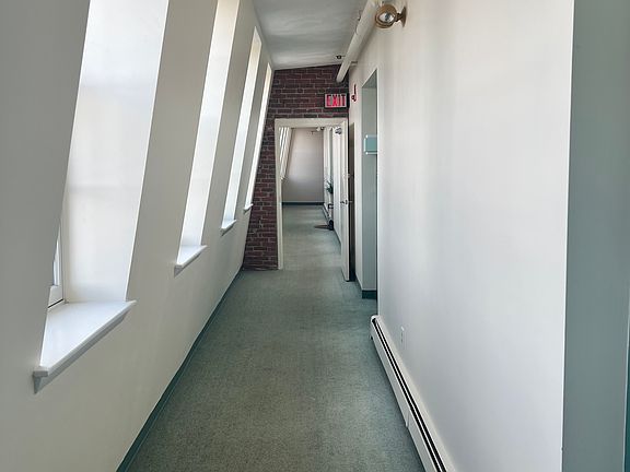 3rd image of 19-23 Pleasant St #506