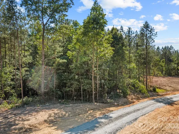 3 Raggle Rd, Gold Hill, NC 28071