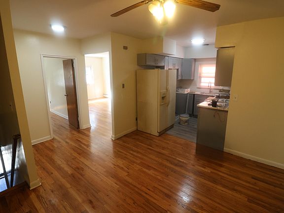 3rd image of 3834 Amundson Ave Floor 2