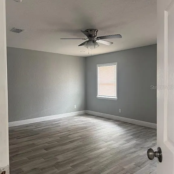 1916 Verano Dr #1916C — Photo 11