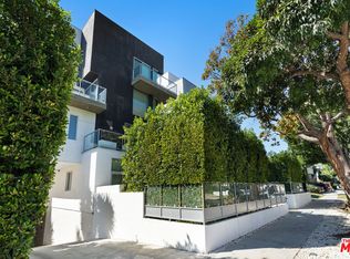 9040 Beverly Blvd Los Angeles, CA, 90048 - Apartments for Rent