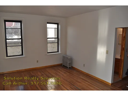 Rented by Solution Realty Services LLC | media 4