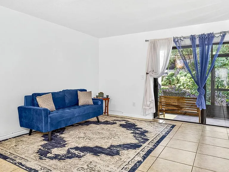 7809 Niagara Ave #2105 — Photo 9