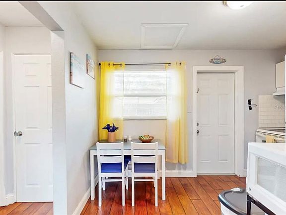 5th image of 726 Stremma Rd