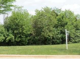 9265 Forest Edge Dr, Burr Ridge, IL 60527