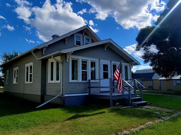 109 W 7th St, Hosmer, SD 57448