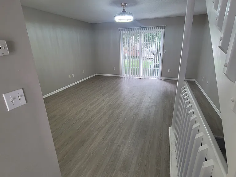 1730 Ridgebury Dr — Photo 6