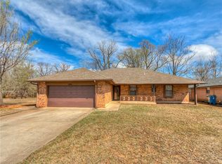 3204 Del Rey Dr, Midwest City, OK 73110