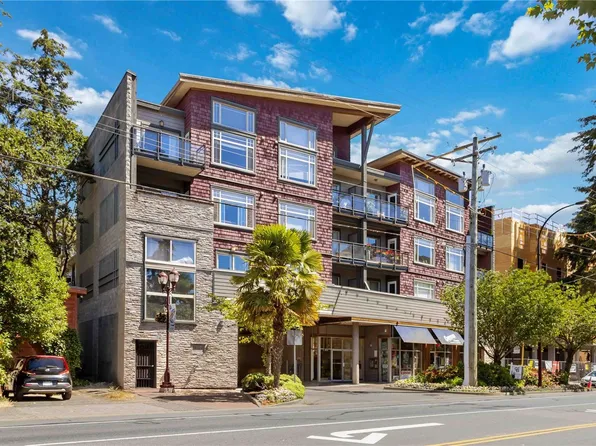 844 Goldstream Ave #204, Langford, BC V9B 2X7