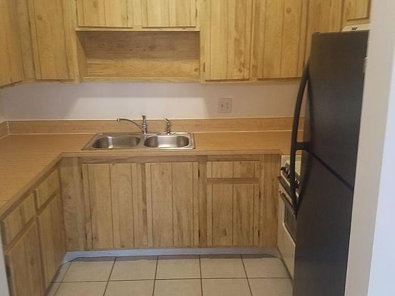5th image of 2638 Gately Dr E APT 113