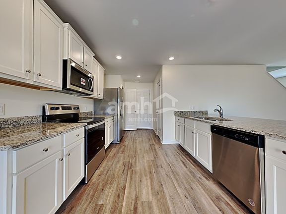 5th image of 1229 Dogwood Neck Dr