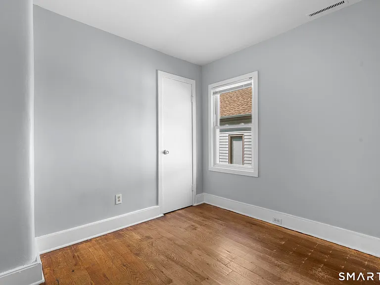 165 Starr St #2 — Photo 25