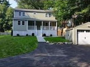 2 Longfellow Rd, Wenham, MA 01984