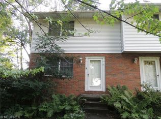 3920 Stow Rd, Stow, OH 44224