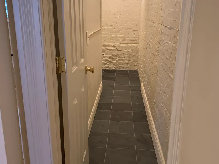 2105 N Charles St #1 — Photo 12