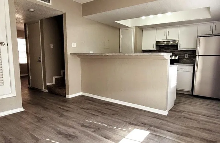 The Citadel Apartments — Photo 14