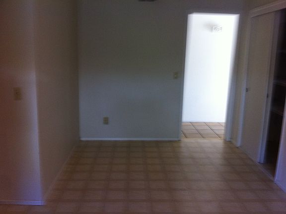 3rd image of 242 Coronado Ct