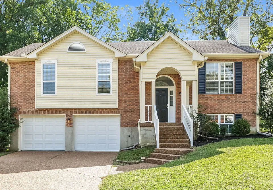 903 Retriever Pl
