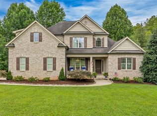 8404 Cripplegate Trce, Browns Summit, NC 27214