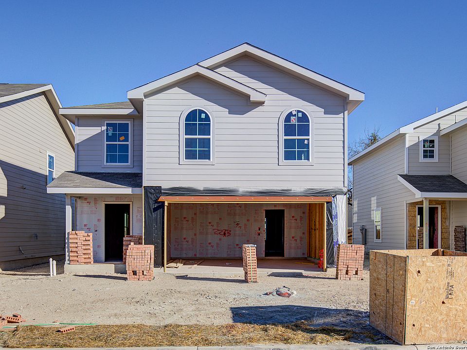 1st image of 2223 Dry Moss Way