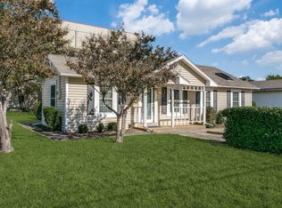 725 W Purnell St #A, Lewisville, TX 75067
