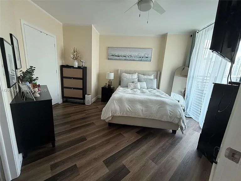 350 S Miami Ave #1503 — Photo 5