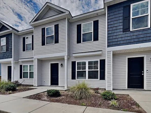 45 Brown Thrasher Ct, Port Wentworth, GA 31407