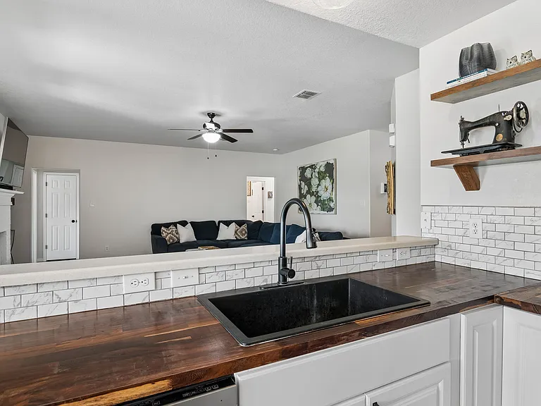 2170 Jolie Ct — Photo 17