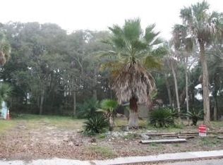 384 1st St, Atlantic Beach, FL 32233
